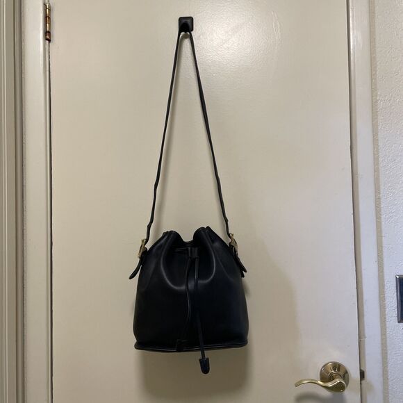 Vintage Coach 9952 Lula’s Legacy Drawstring Crossbody Bucket Bag Black Leather - Picture 2 of 12